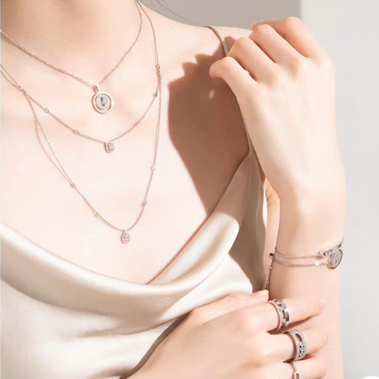 {
  "Resenly Jewelry": "レゼンリー・ジュエリー",
  "LUCKY MOVER PM PAVED NECKLACE": "ラッキー・ムーバー PM パヴェ ネックレス"
}