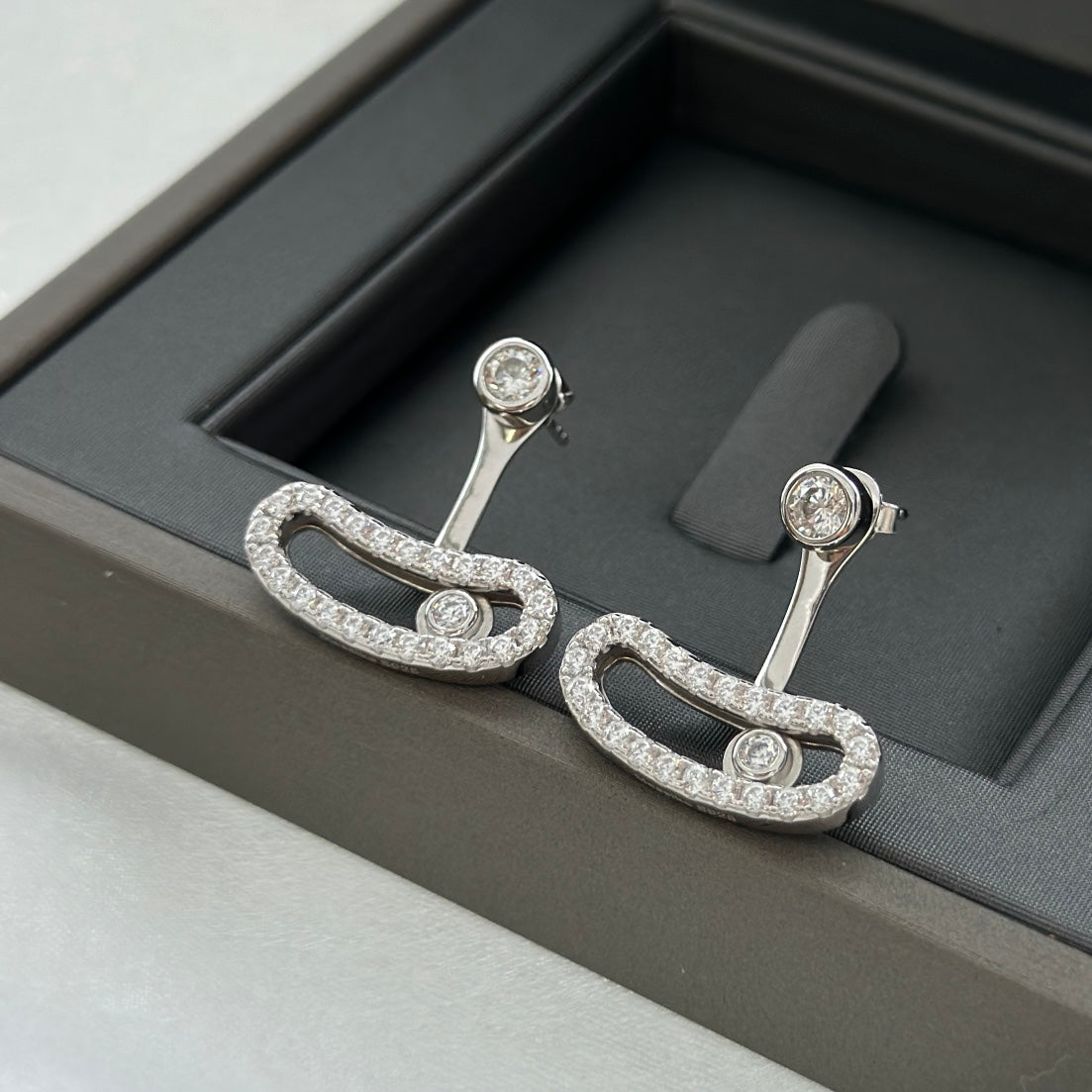 [Resenly Jewelry]MOVE UNO シルバー ダイヤモンド イヤリング
