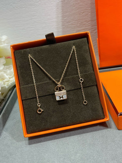 [Resenly Jewelry]H CIRCE MOISSANITE PENDANT NECKLACE GOLD
