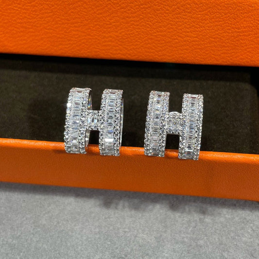[Resenly Jewelry] Hスタッドピアス シルバーダイヤモンド