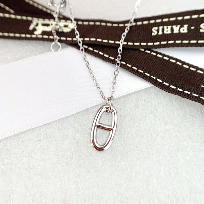 {
  "Resenly Jewelry": "Resenly Jewelry",
  "HM PIG NOSE NECKLACE": "HM ピッグノーズ ネックレス"
}