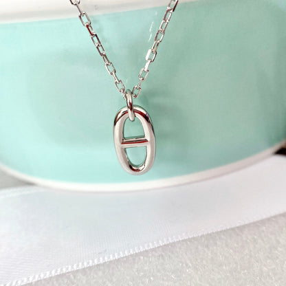 {
  "Resenly Jewelry": "Resenly Jewelry",
  "HM PIG NOSE NECKLACE": "HM ピッグノーズ ネックレス"
}