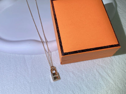 [Resenly Jewelry]HM ADVANCED NICHE LOCK HEAD NECKLACE DIAMONDS