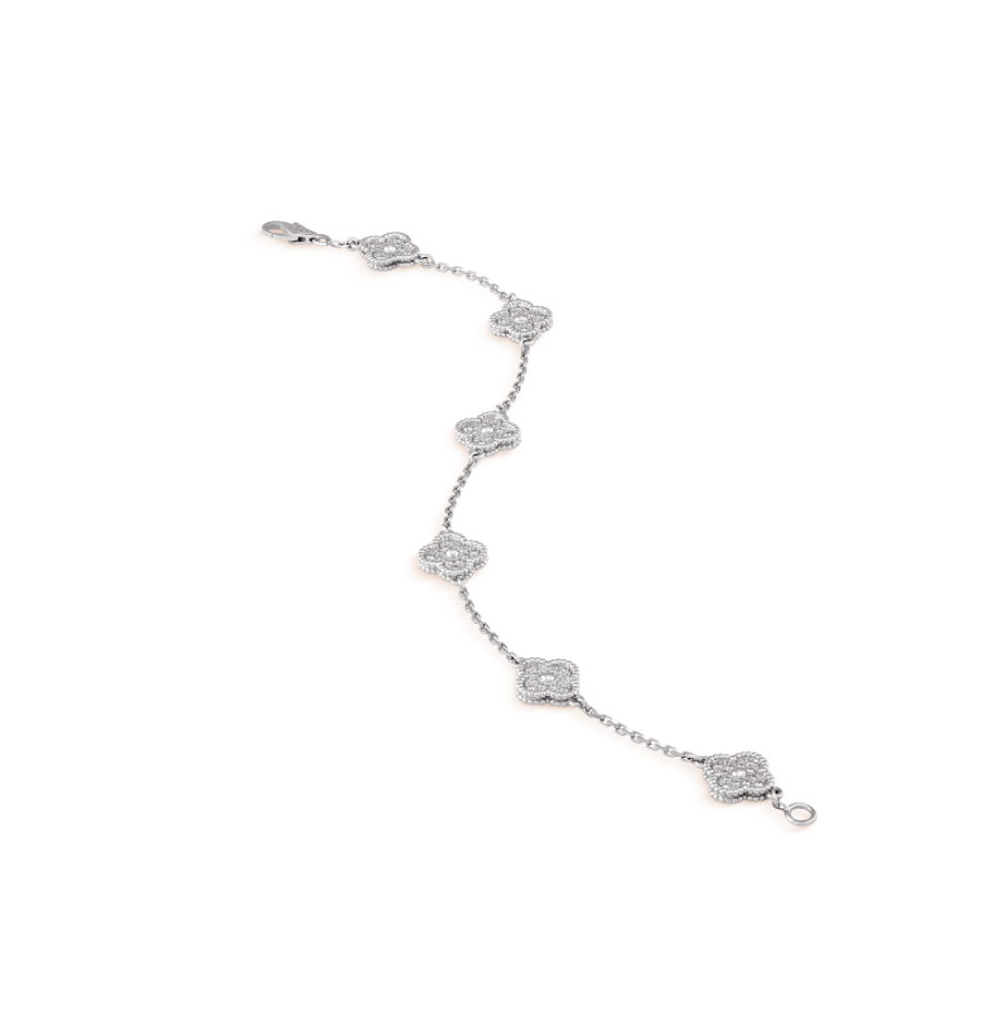 {
  "Resenly Jewelry": "レゼンリー・ジュエリー",
  "CLOVER 6 MOTIF SILVER DIAMOND BRACELET": "クローバー 6モチーフ シルバー ダイヤモンドブレスレット"
}