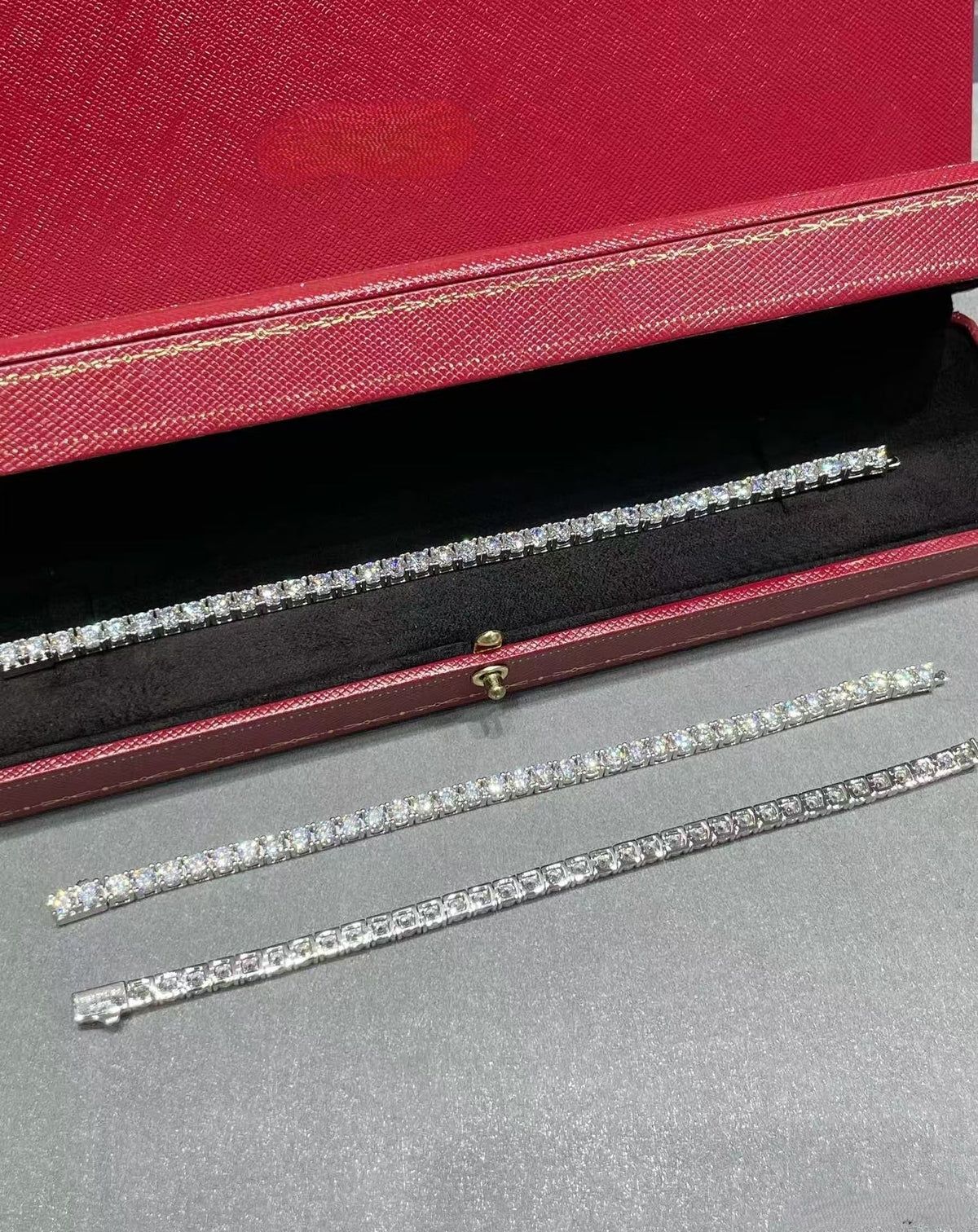 [Resenly Jewelry]TENNIS BRACELET WITH FULL DIAMOND SETTING