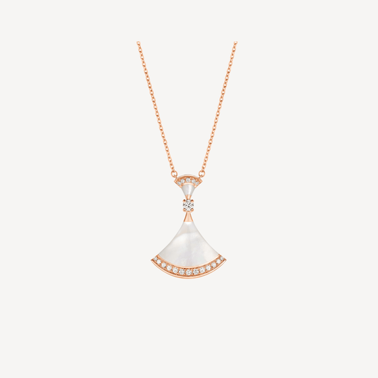 {
  "Resenly Jewelry": "Resenly Jewelry",
  "DREAM NECKLACE MOP PINK GOLD DIAMOND": "DREAM ネックレス マザーオブパール ピンクゴールド ダイヤモンド"
}