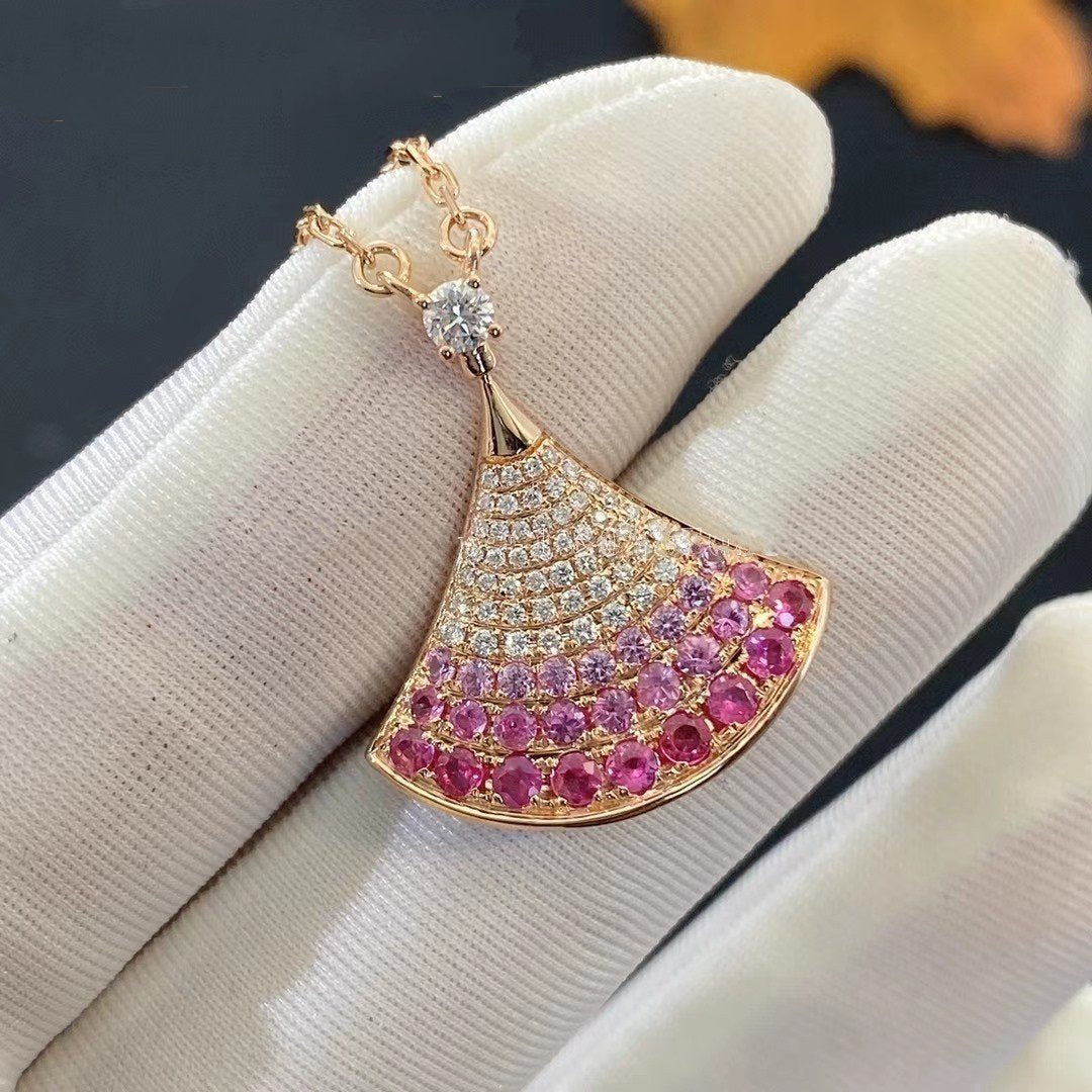 {
  "Resenly Jewelry": "レゼンリー・ジュエリー",
  "DREAM NECKLACE PINK GOLD PINK DIAMOND": "ドリームネックレス ピンクゴールド ピンクダイヤモンド"
}