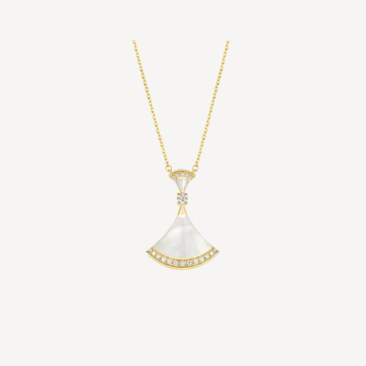 {
"Resenly Jewelry": "Resenly Jewelry",
"DREAM NECKLACE MOP GOLD DIAMOND": "ドリーム ネックレス MOP ゴールド ダイヤモンド"
}
