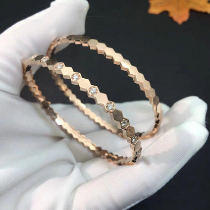 {
  "Resenly Jewelry": "Resenly Jewelry",
  "BEE LOVE SILVER DIAMOND BRACELET": "BEE LOVE シルバー ダイヤモンドブレスレット"
}