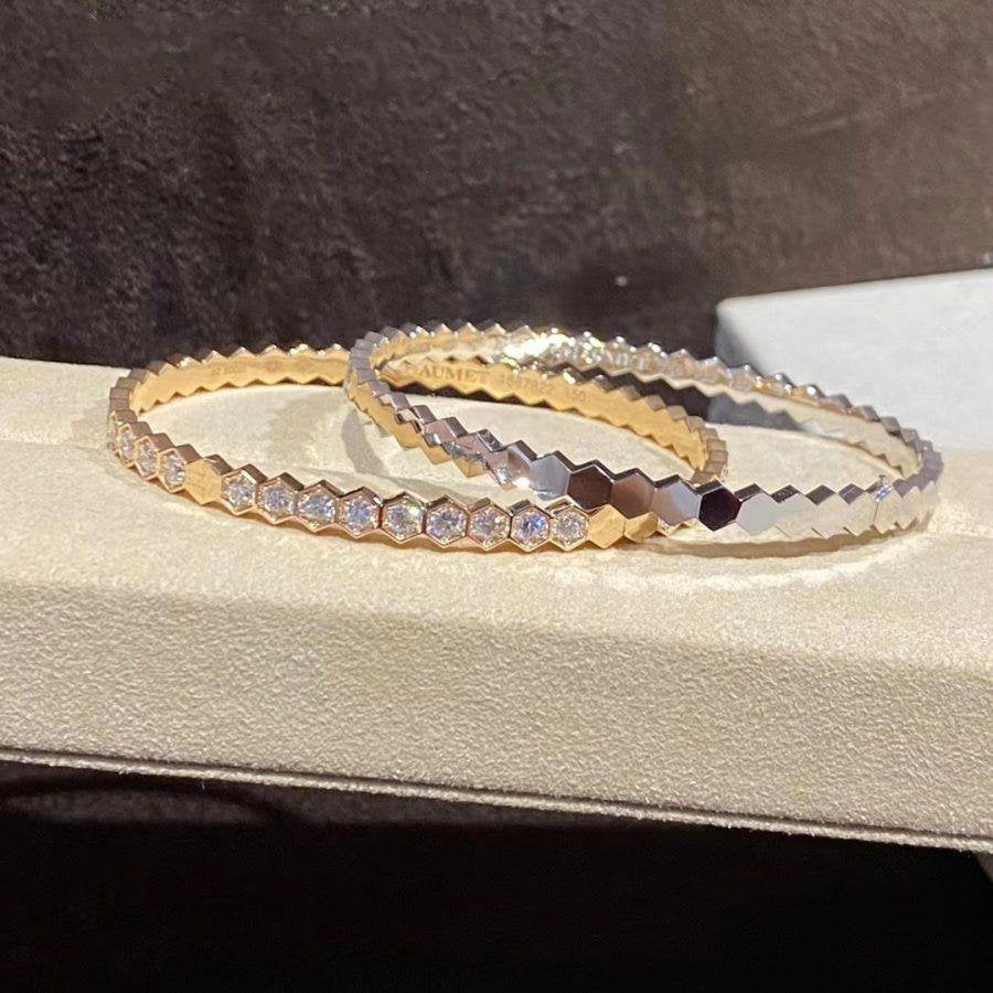 {
  "Resenly Jewelry": "Resenly Jewelry",
  "BEE LOVE GOLD BRACELET FULL DIAMOND": "BEE LOVE ゴールドブレスレット フルダイヤモンド"
}