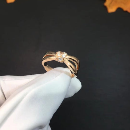 {
  "Resenly Jewelry": "リゼンリー・ジュエリー",
  "LIENS RING PINK GOLD DIAMOND": "リアン リング ピンクゴールド ダイヤモンド"
}