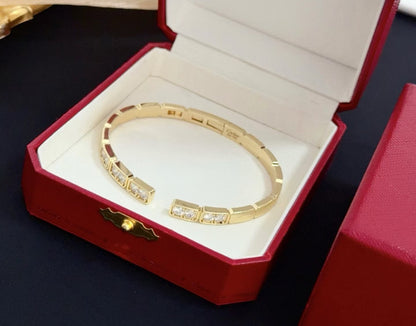 {
  "Resenly Jewelry": "レゼンリー・ジュエリー",
  "LOVE DIAMOND OPEN BRACELET": "ラブ ダイヤモンド オープン ブレスレット"
}