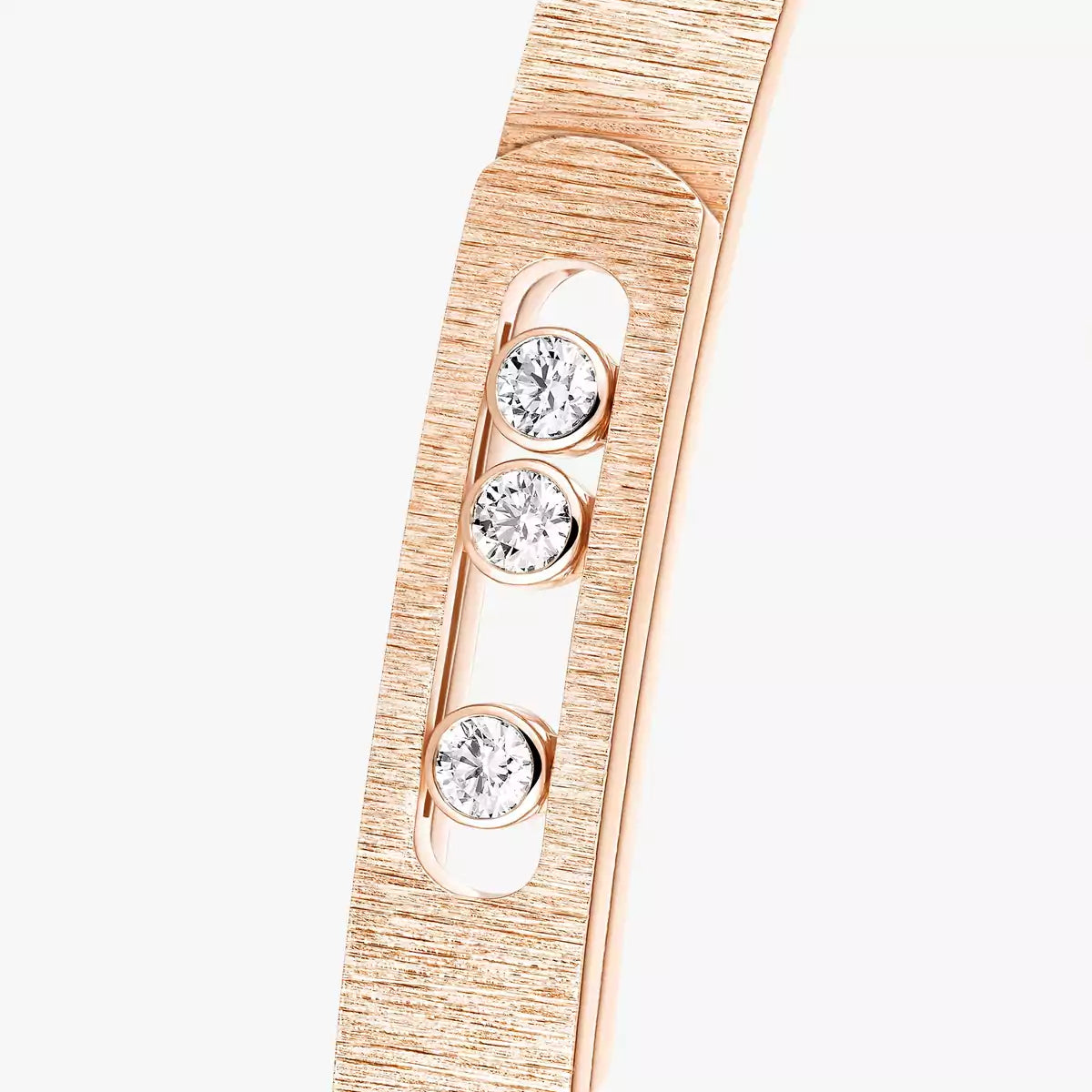 {
  "Resenly Jewelry": "レセンリー・ジュエリー",
  "Move Noa Ciselé bangle": "ムーヴ ノア シズレ バングル"
}