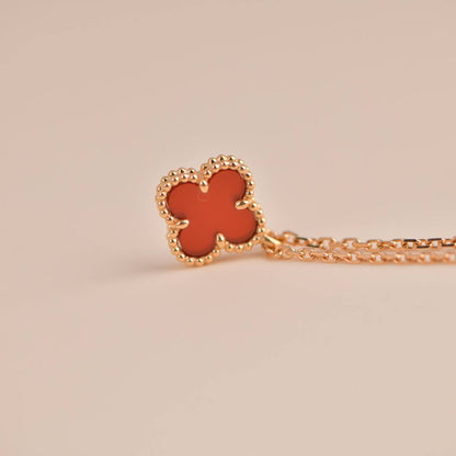 [Resenly Jewelry]CLOVER MINI 9.5MM WHITE CARNELIANS NECKLACE