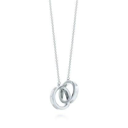 {
  "Resenly Jewelry": "Resenly Jewelry",
  "INTERLOCKING CIRCLES PENDANT SILVER SMALL NECKLACE": "インターロッキングサークル ペンダント シルバー スモールネックレス"
}