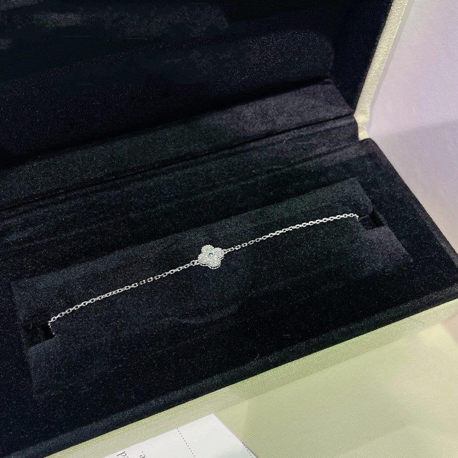 [Resenly Jewelry]CLOVER  SINGLE FLOWER BRACELET SILVER