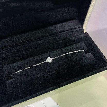[Resenly Jewelry]CLOVER  SINGLE FLOWER BRACELET SILVER