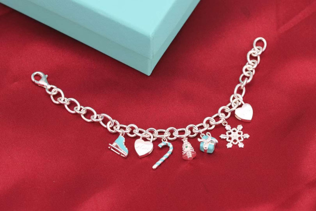 {
  "Resenly Jewelry": "Resenly Jewelry",
  "CHRISTMAS SILVER BRACELET": "クリスマス・シルバーブレスレット"
}