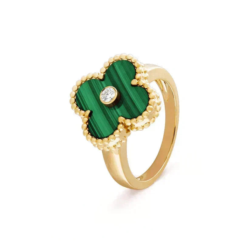 {
  "Resenly Jewelry": "リゼンリー・ジュエリー",
  "CLOVER MALACHITE RING GOLD DIAMOND": "クローバー マラカイト リング ゴールド ダイヤモンド"
}