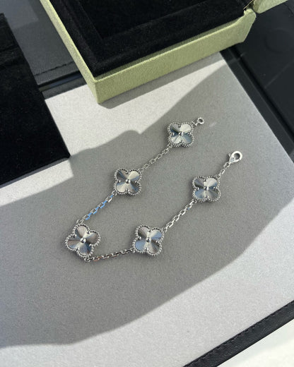 [Resenly Jewelry] CLOVER 5 MOTIF LASER BRACELET COLLECTION